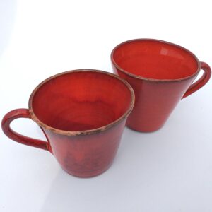 Tasse à thé en céramique artisanale rouge